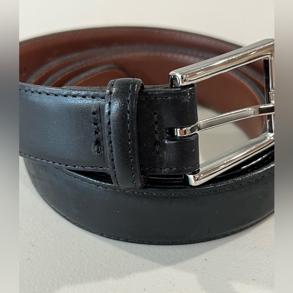 Saks Fifth Avenue 45W Aniline Kipskin Shoulder Made in USA Black Leather Belt - Picture 3 of 11